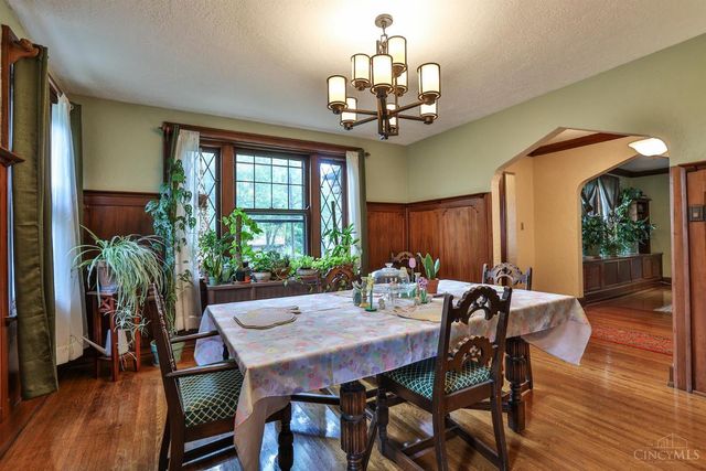2754 Powell Drive, Cincinnati, OH 45211