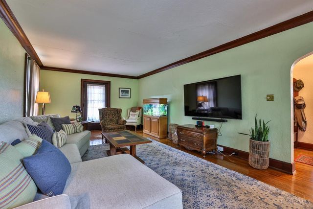 2754 Powell Drive, Cincinnati, OH 45211