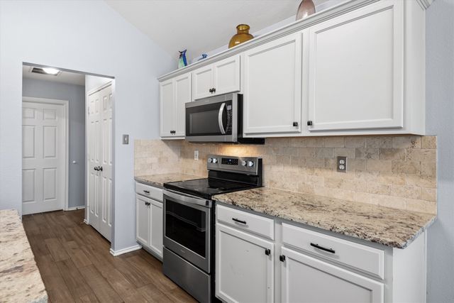 1108 Chestnut Drive, Venus, TX 76084