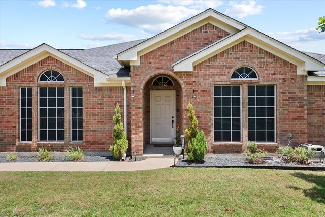 1108 Chestnut Drive, Venus, TX 76084
