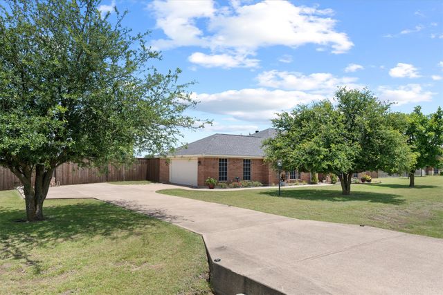1108 Chestnut Drive, Venus, TX 76084