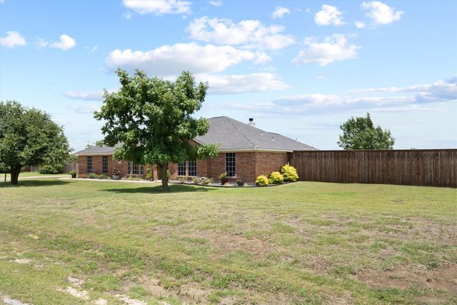 1108 Chestnut Drive, Venus, TX 76084