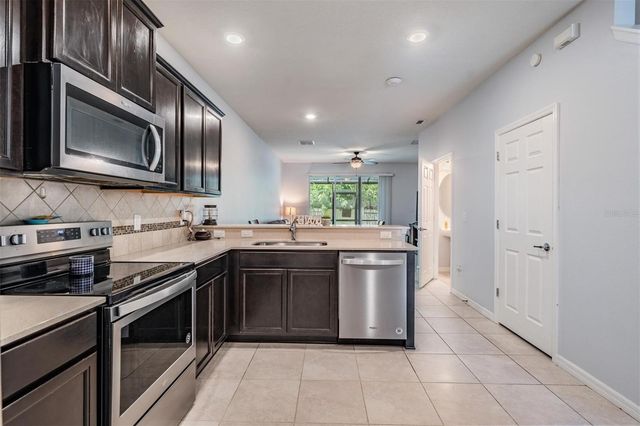 5192 SYLVESTER LOOP, Tampa, FL 33610