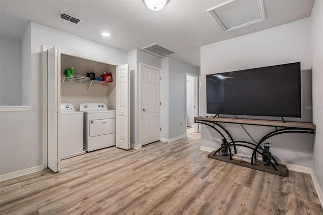 5192 SYLVESTER LOOP, Tampa, FL 33610