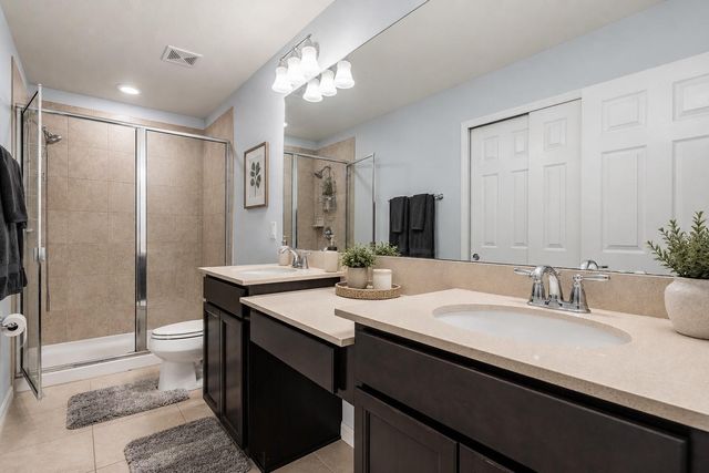 5192 SYLVESTER LOOP, Tampa, FL 33610