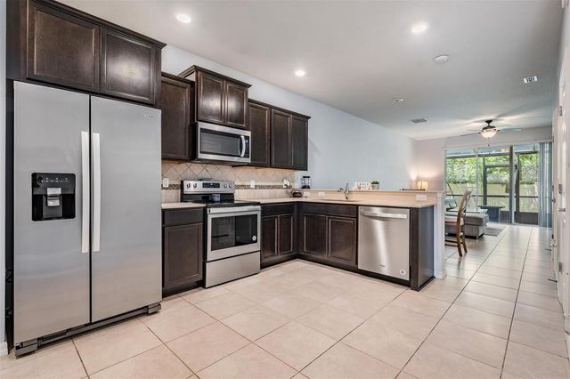 5192 SYLVESTER LOOP, Tampa, FL 33610