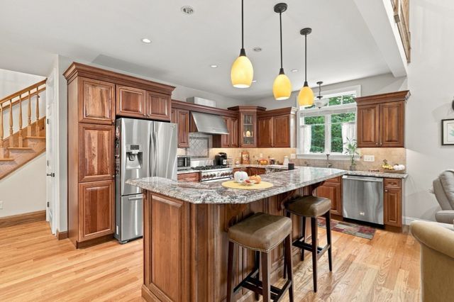 129 Summer Street, Andover, MA 01810