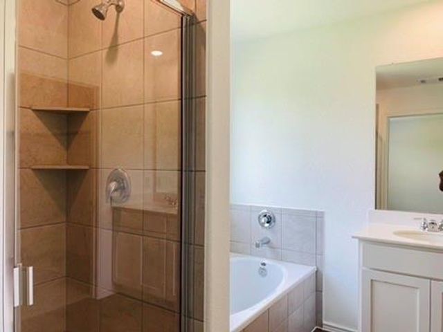 110 Maravillas BND, Bastrop, TX 78602