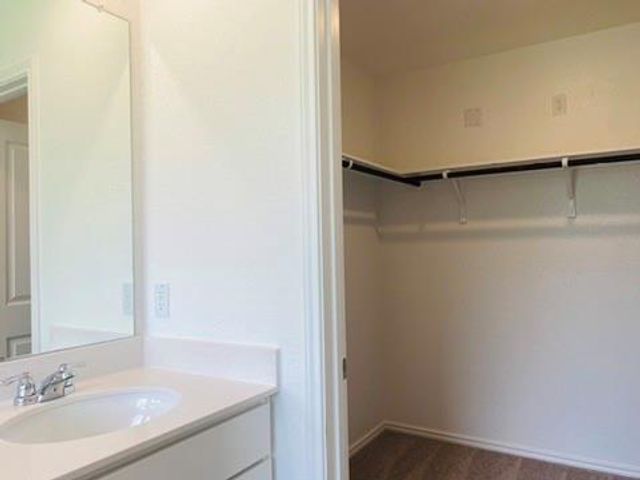110 Maravillas BND, Bastrop, TX 78602