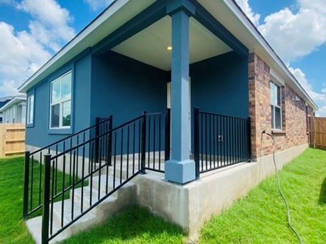 110 Maravillas BND, Bastrop, TX 78602