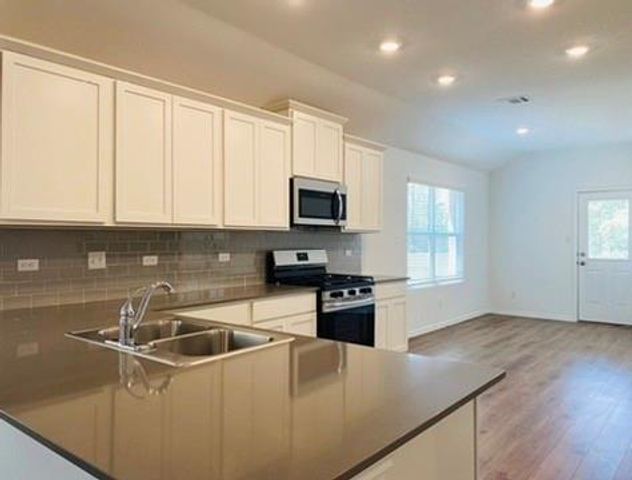 110 Maravillas BND, Bastrop, TX 78602