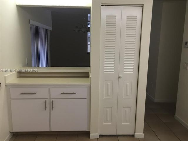 331 Ives Dairy Road 33110, Miami, FL 33179
