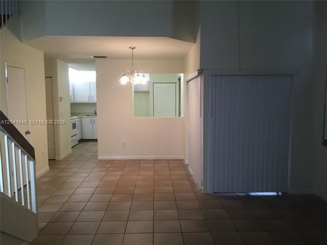 331 Ives Dairy Road 33110, Miami, FL 33179