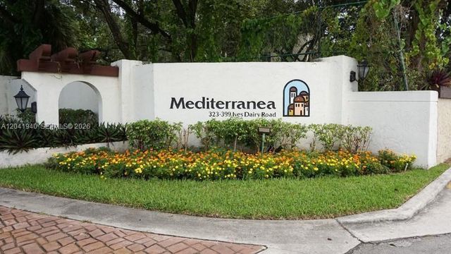 331 Ives Dairy Road 33110, Miami, FL 33179