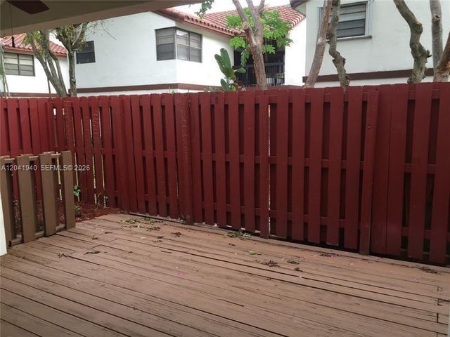 331 Ives Dairy Road 33110, Miami, FL 33179