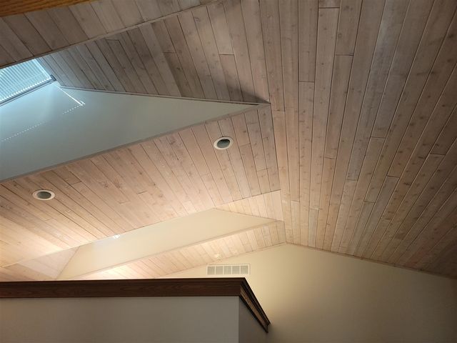 6070 Far Hills Way, Kalamazoo, MI 49009