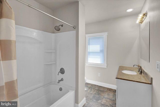 218 LEHMAN ST, Lebanon, PA 17046