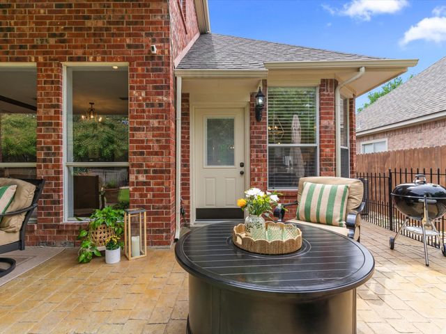 805 Twin Creeks Drive, Keller, TX 76248