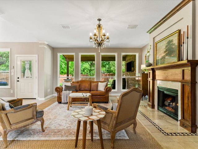 805 Twin Creeks Drive, Keller, TX 76248