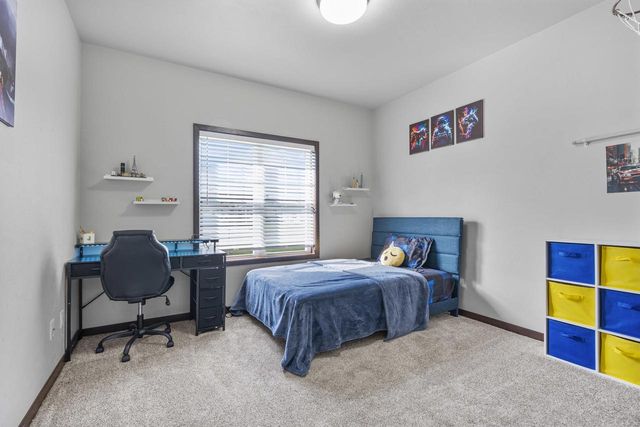 1983 MIMOSA LANE, Neenah, WI 54956