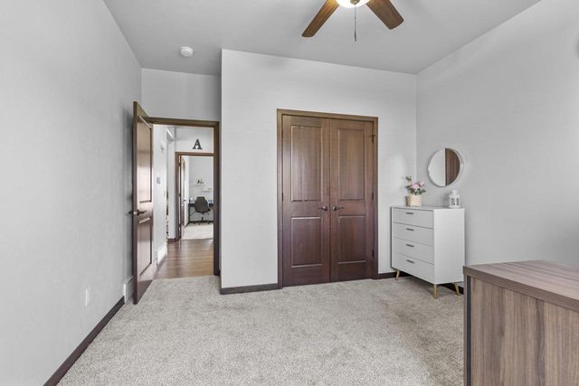 1983 MIMOSA LANE, Neenah, WI 54956