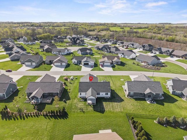 1983 MIMOSA LANE, Neenah, WI 54956