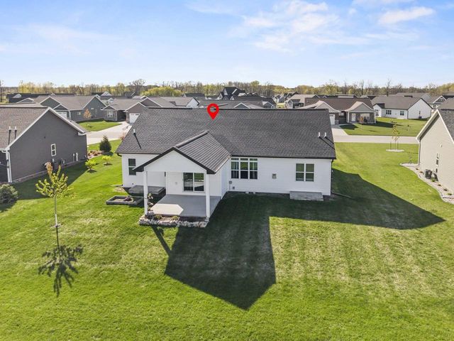 1983 MIMOSA LANE, Neenah, WI 54956