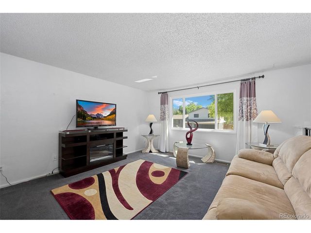 8692 W Fair Dr, Littleton, CO 80123