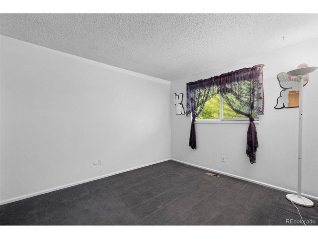 8692 W Fair Dr, Littleton, CO 80123