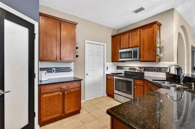 3805 MILFLORES DRIVE, Sun City Center, FL 33573