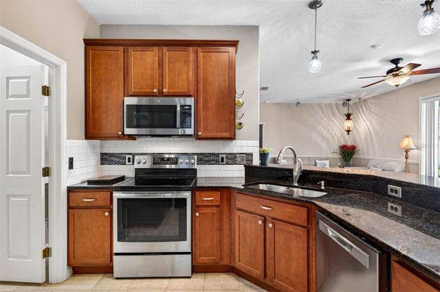 3805 MILFLORES DRIVE, Sun City Center, FL 33573