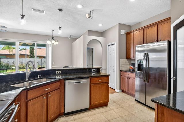3805 MILFLORES DRIVE, Sun City Center, FL 33573