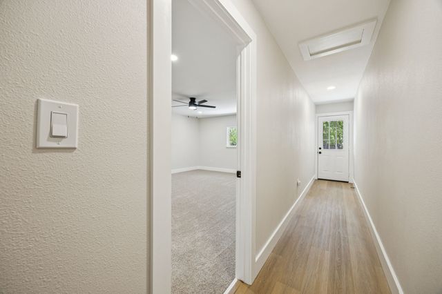 37 Devonshire Drive, Bedford, TX 76021