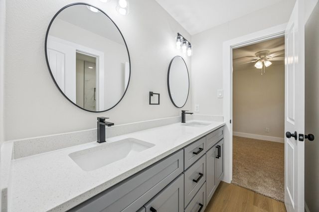 37 Devonshire Drive, Bedford, TX 76021