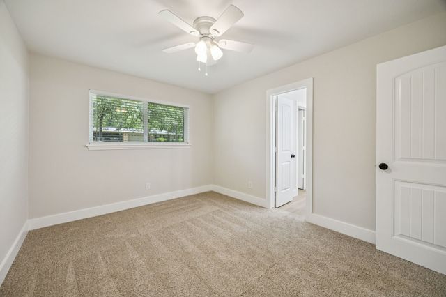 37 Devonshire Drive, Bedford, TX 76021