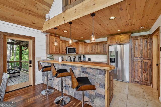 255 Indian Ridge Road, Epworth, GA 30541