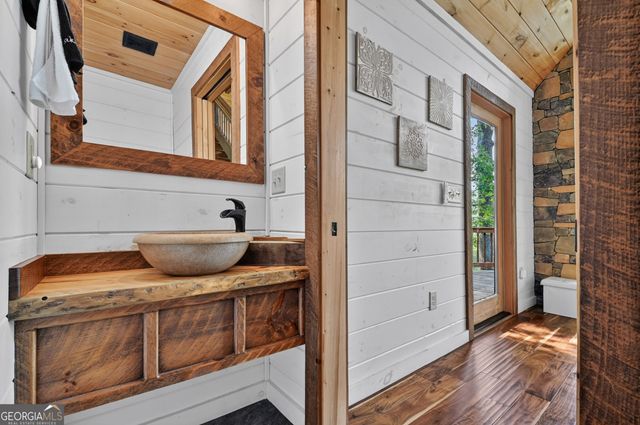 255 Indian Ridge Road, Epworth, GA 30541