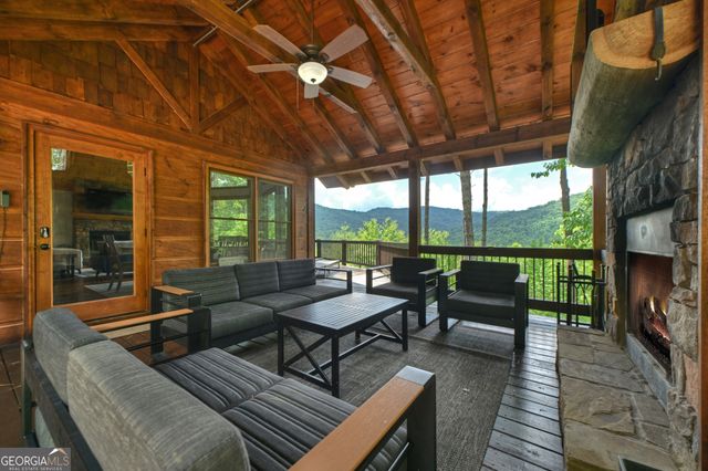 255 Indian Ridge Road, Epworth, GA 30541