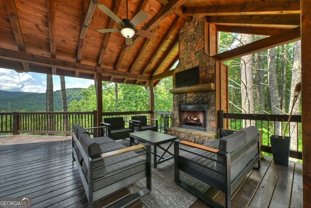 255 Indian Ridge Road, Epworth, GA 30541
