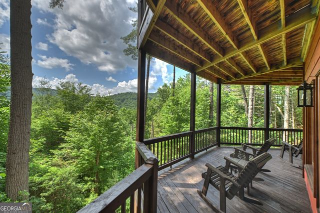 255 Indian Ridge Road, Epworth, GA 30541