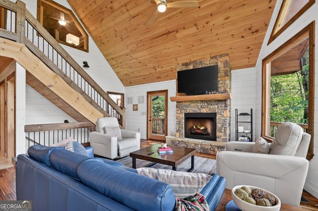 255 Indian Ridge Road, Epworth, GA 30541