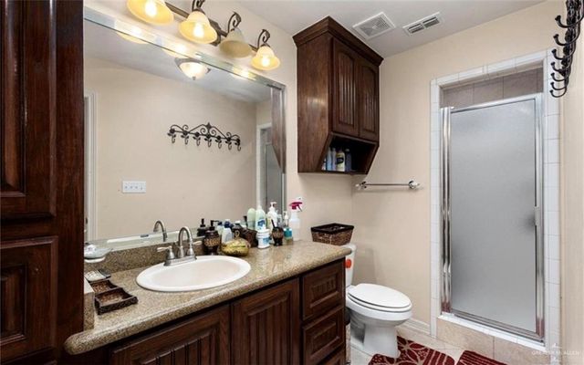 2101 Happy Street, Mission, TX 78573