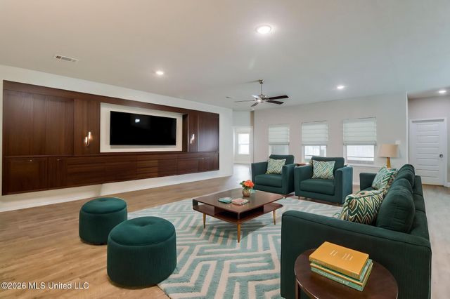 9524 Mallette Drive, Biloxi, MS 39532