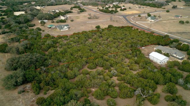 310 Sundance TRL, Liberty Hill, TX 78642