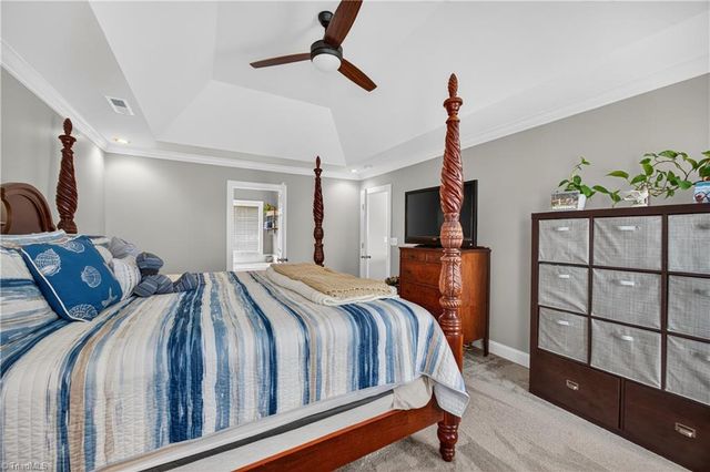 1204 Davenport Court, Kernersville, NC 27284