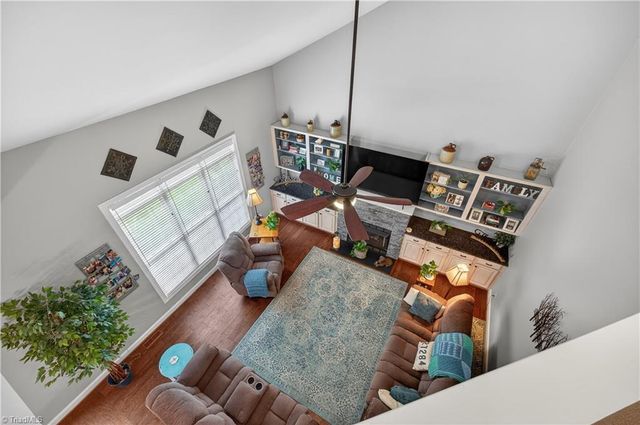 1204 Davenport Court, Kernersville, NC 27284