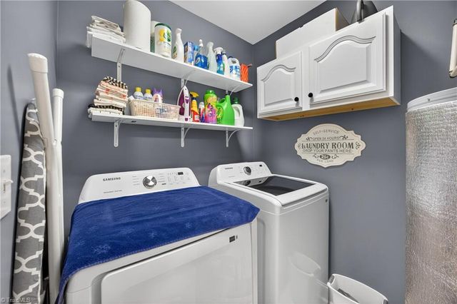 1204 Davenport Court, Kernersville, NC 27284