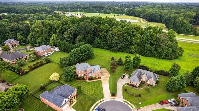 1204 Davenport Court, Kernersville, NC 27284