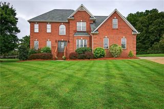1204 Davenport Court, Kernersville, NC 27284
