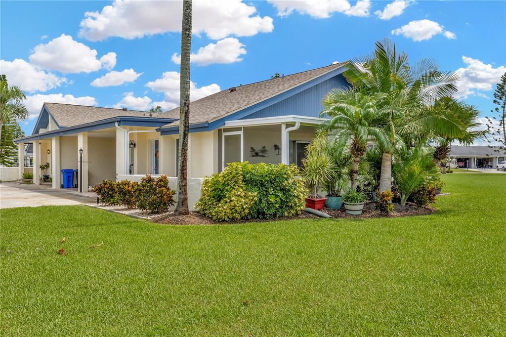 1322 NEW BEDFORD DRIVE 16, Sun City Center, FL 33573